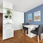 Apartament National Stadium Chic By Bookinghost