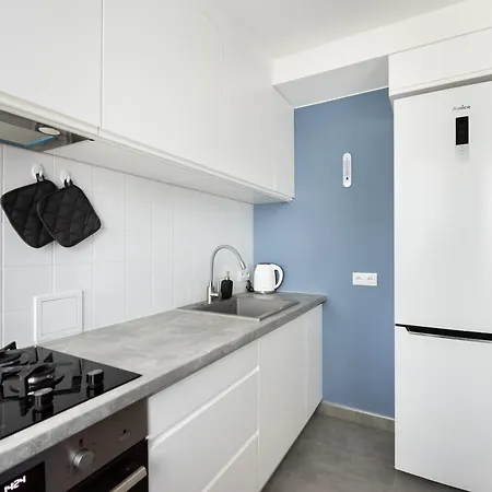 National Stadium Chic By Bookinghost *